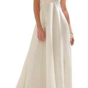 Elegant White Lace Evening /Wedding Gown